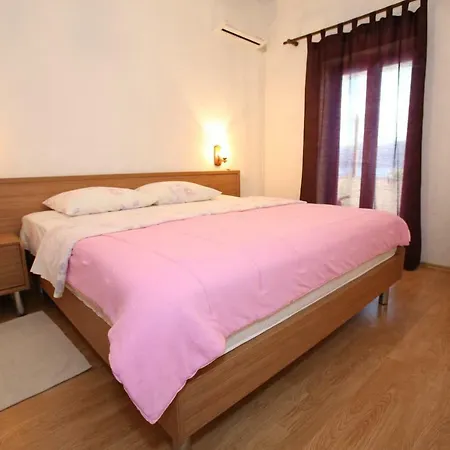 With The Sea View Guest house Baska (Krk)