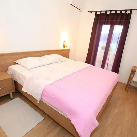 Πανσιόν With The Sea View