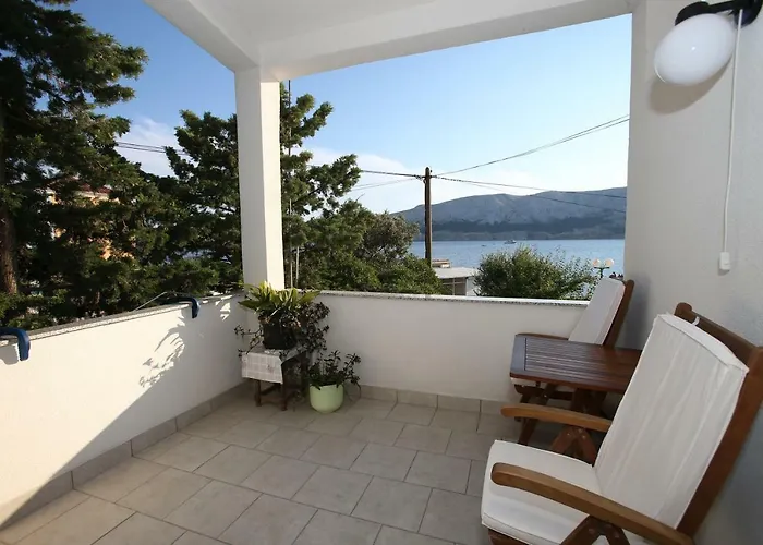 Gasthof With The Sea View