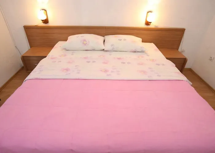 With The Sea View 3*